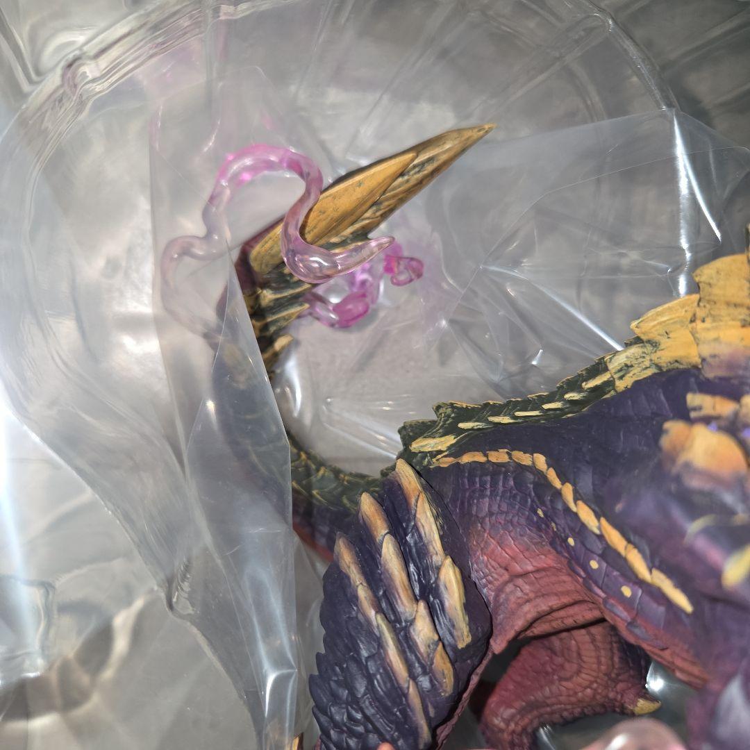 モンスターハンター フィギュア　クリエイターズモデル　マガイマガド