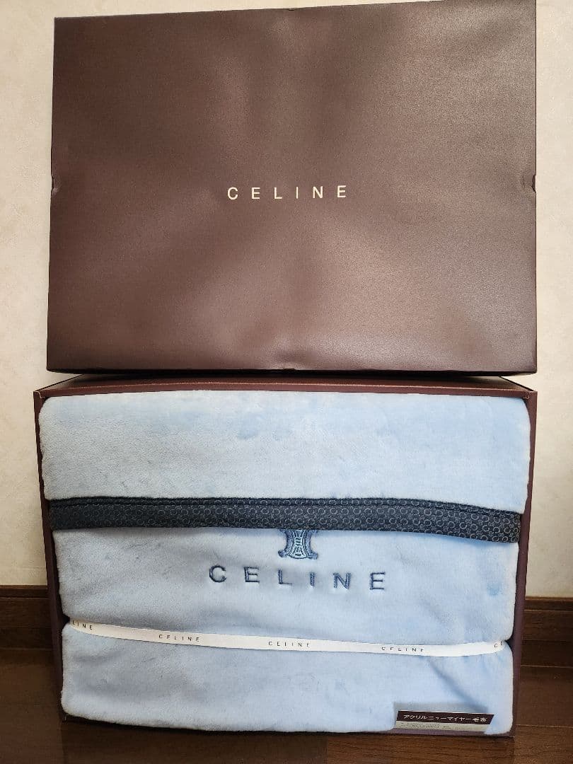 【新品】セリーヌ　アクリルニューマイヤー毛布　CELINE　西川産業