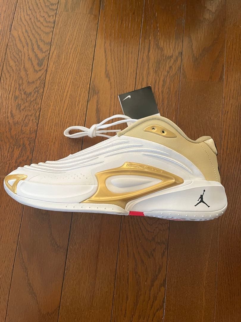 新品　JORDAN LUKA 3 SE PF 11 ルカ3 27.5 値下げ可能