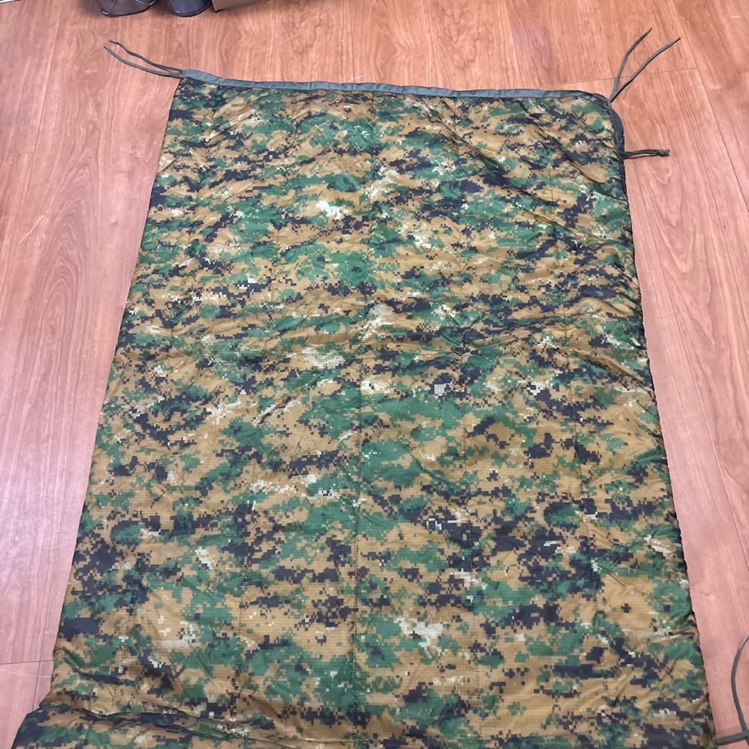 未使用品　米軍実物　LINER WETWEATHER PONCHO ジッパー付き
