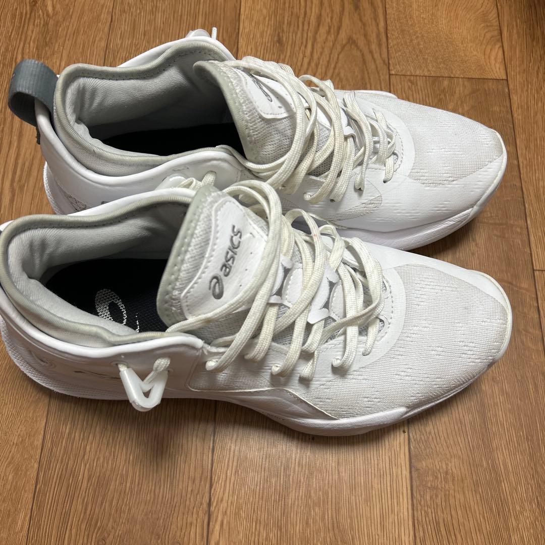 ASICS バスケットボールシューズ ノバサージロー2