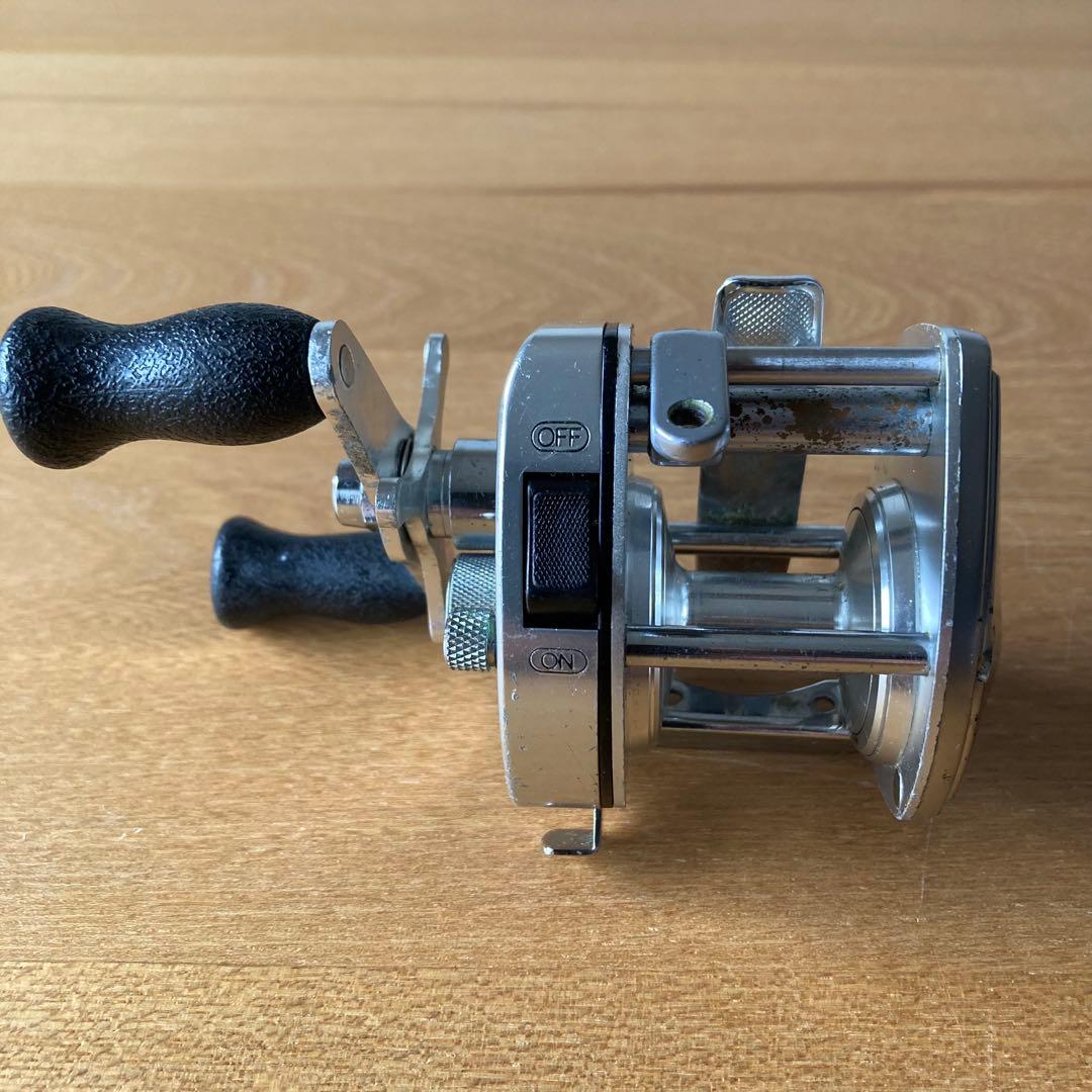 ジャンク品　SHIMANO Bantam 201 SG リール