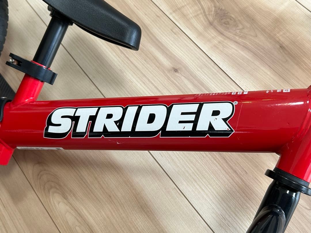 【正規品】STRIDER ストライダー スポーツモデル 12インチ 赤 レッド