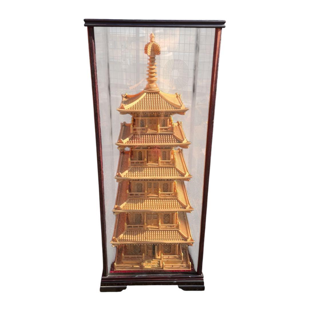【美品】木製模型 法隆寺 置物 飾り物 細密木彫 美術品 オブジェ 五重の塔