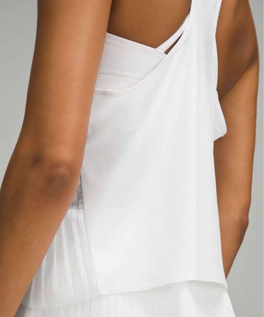 入手困難Lululemon Side Pleats Tennis Tank