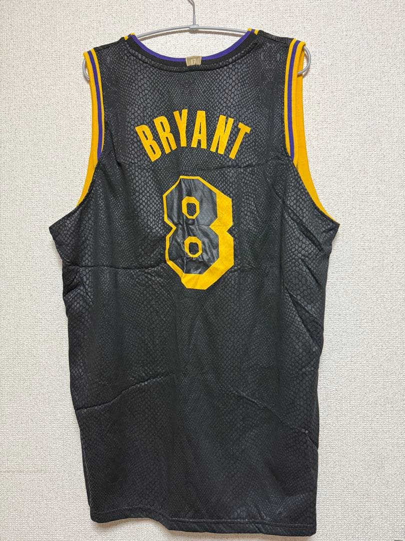 【LAKERS】非売品 希少 コービー・ブライアント 8番 ユニフォーム