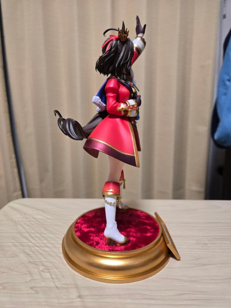 ウマ娘　キタサンブラック フィギュア