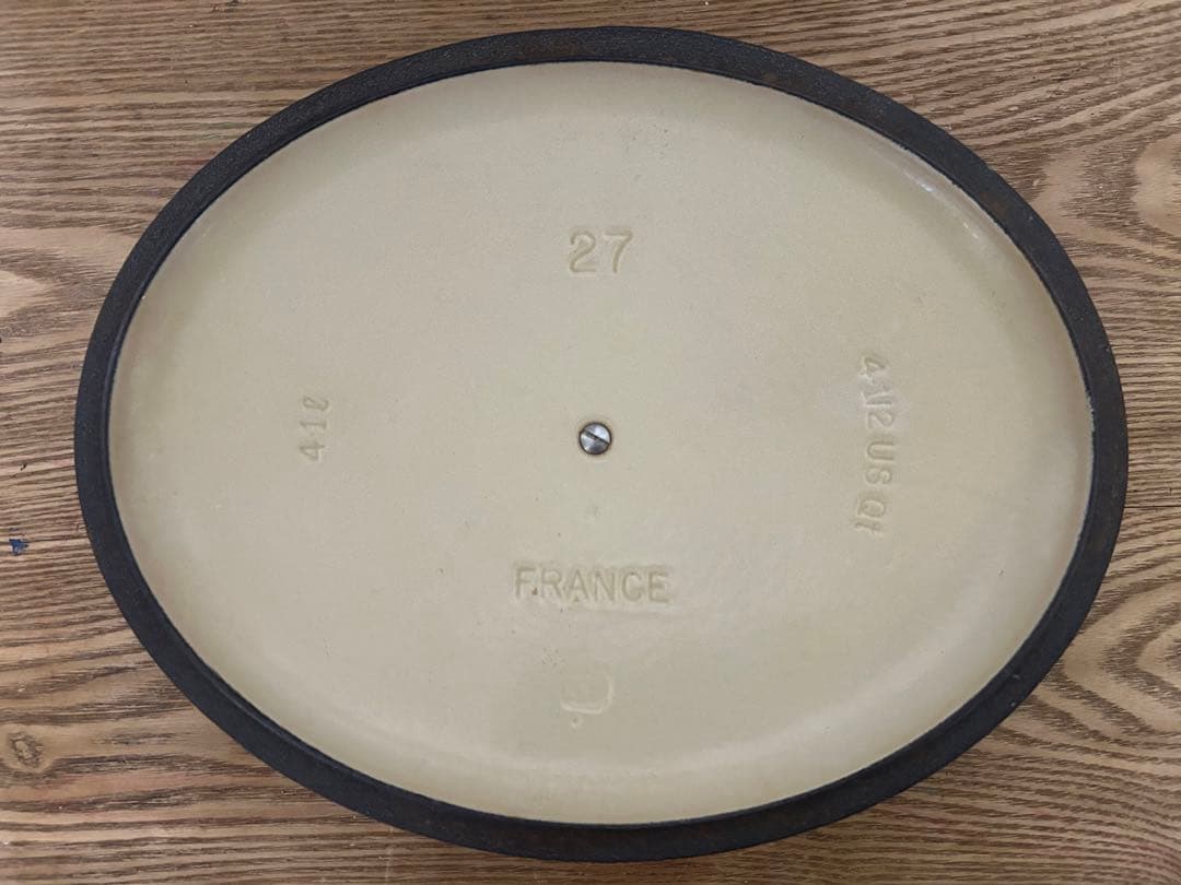 LE CREUSET 鋳鉄製 両手鍋 ル・クルーゼ ２５ オーバル　 レッド