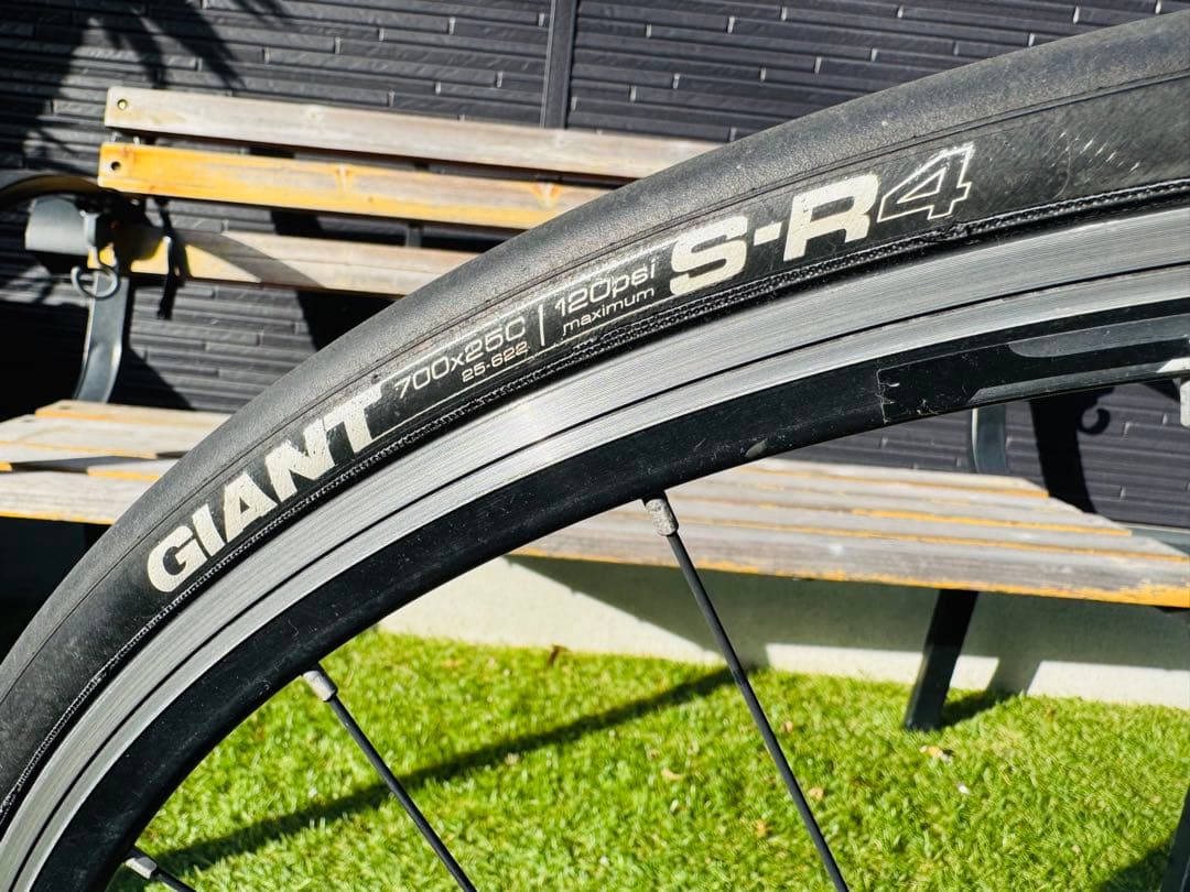 大阪直渡し！ GIANT Liv ロードバイク