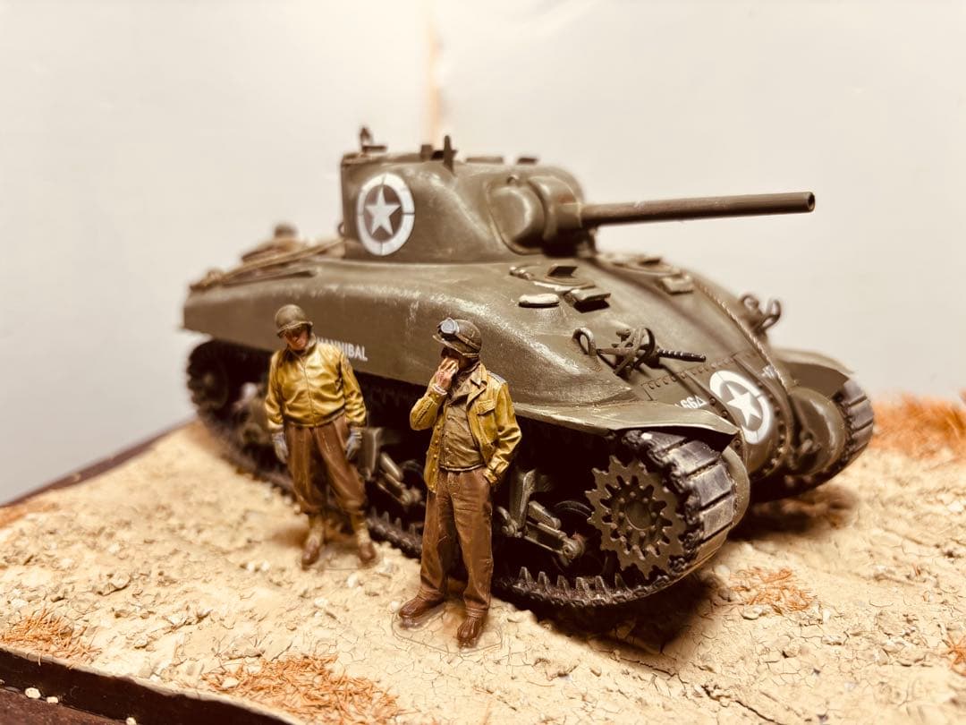 ドラゴンM4A1シャーマン戦車 1/35 スケール