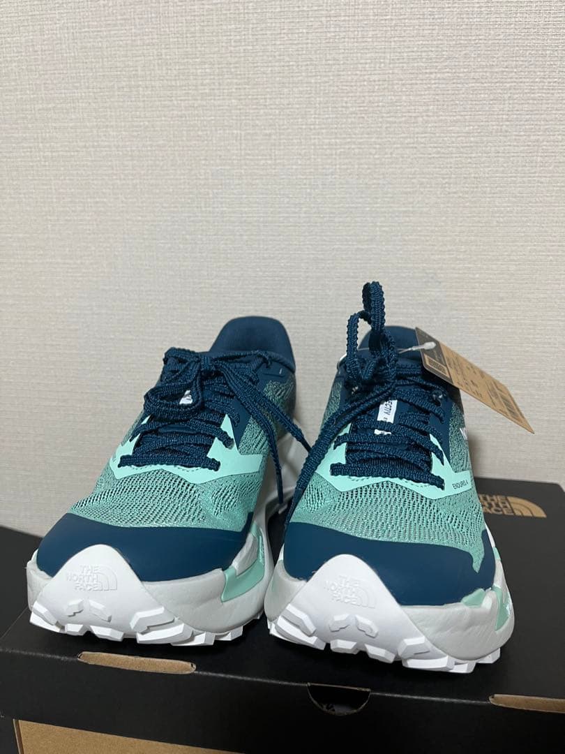 ザノースフェイス 新品ベクティブ エンデュリス 4 トレイルランニングシューズ