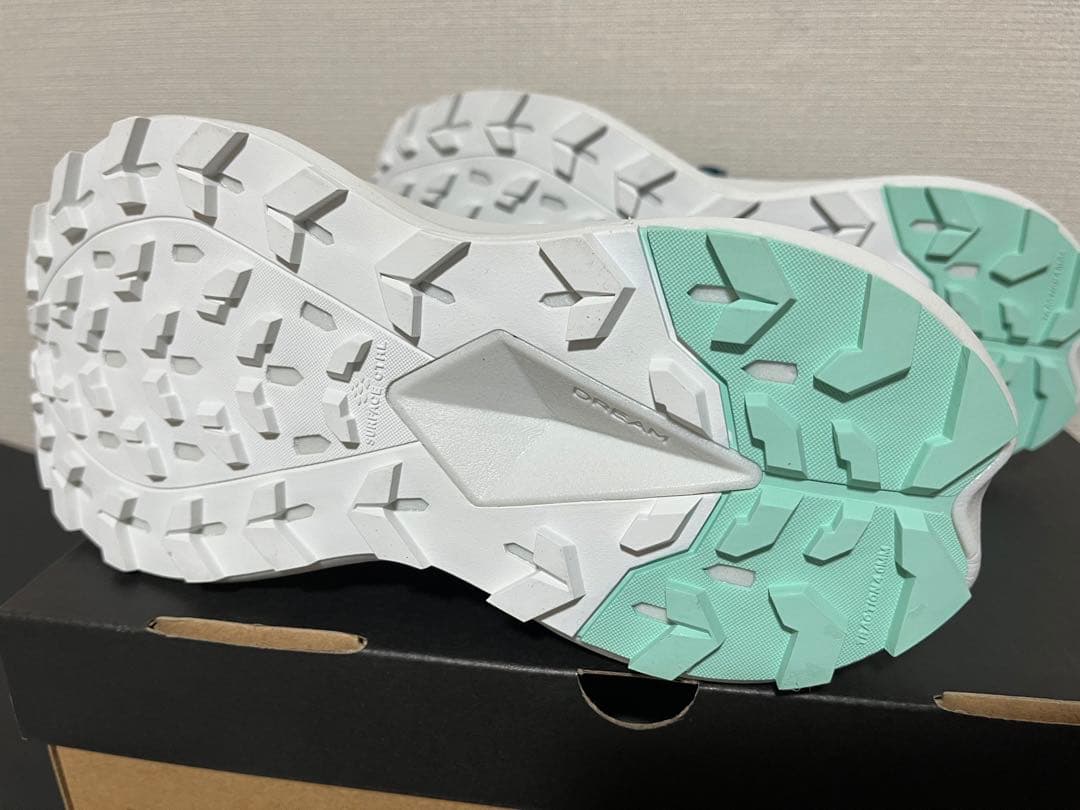 ザノースフェイス 新品ベクティブ エンデュリス 4 トレイルランニングシューズ