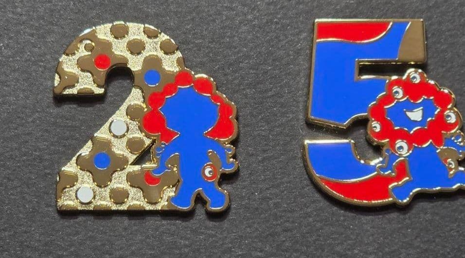 ★万博開催記念に　ピンズフレームセット(ブルー) ミャクミャク2025個限定品★
