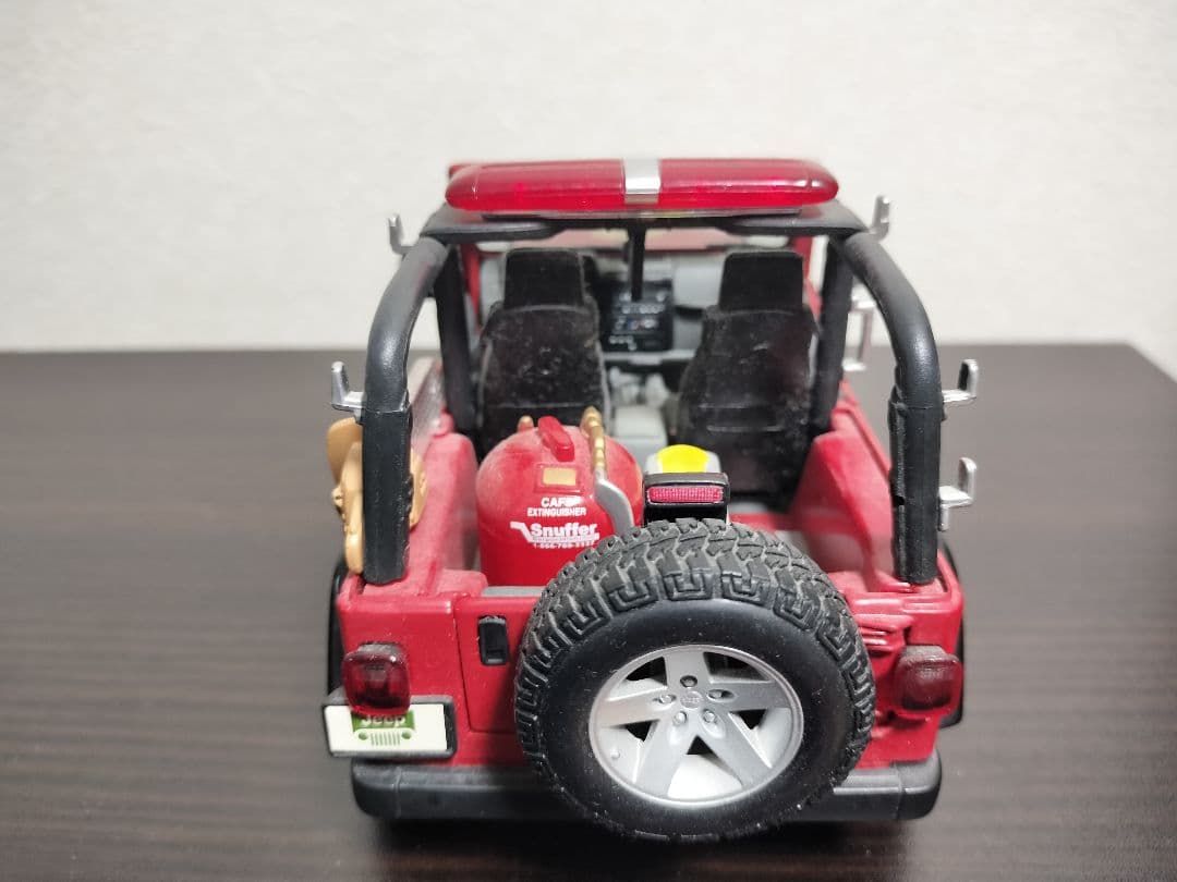 【Jeep】 wrangler rubicon 1/18 maisto製