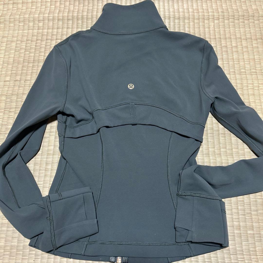 ウォーキング・ランニングウェア Lululemon define cropped jacket nulu