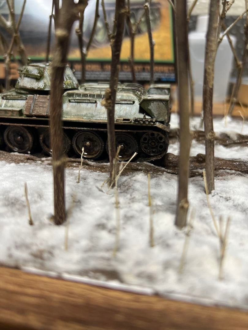 タミヤ1/48 T-34/76 ソ連戦車 ジオラマ仕立て