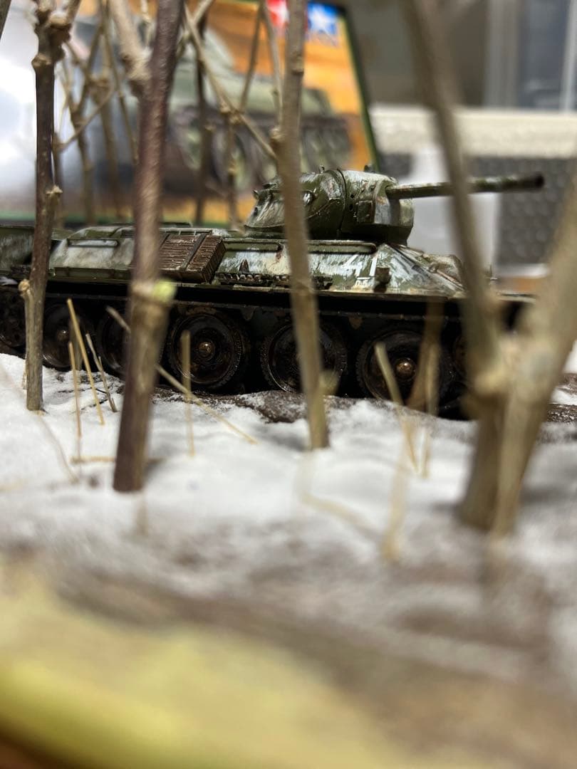 タミヤ1/48 T-34/76 ソ連戦車 ジオラマ仕立て