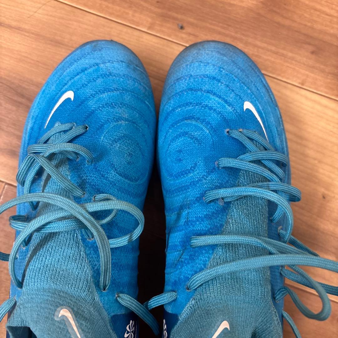 Nike サッカーシューズ・ファントムGX2