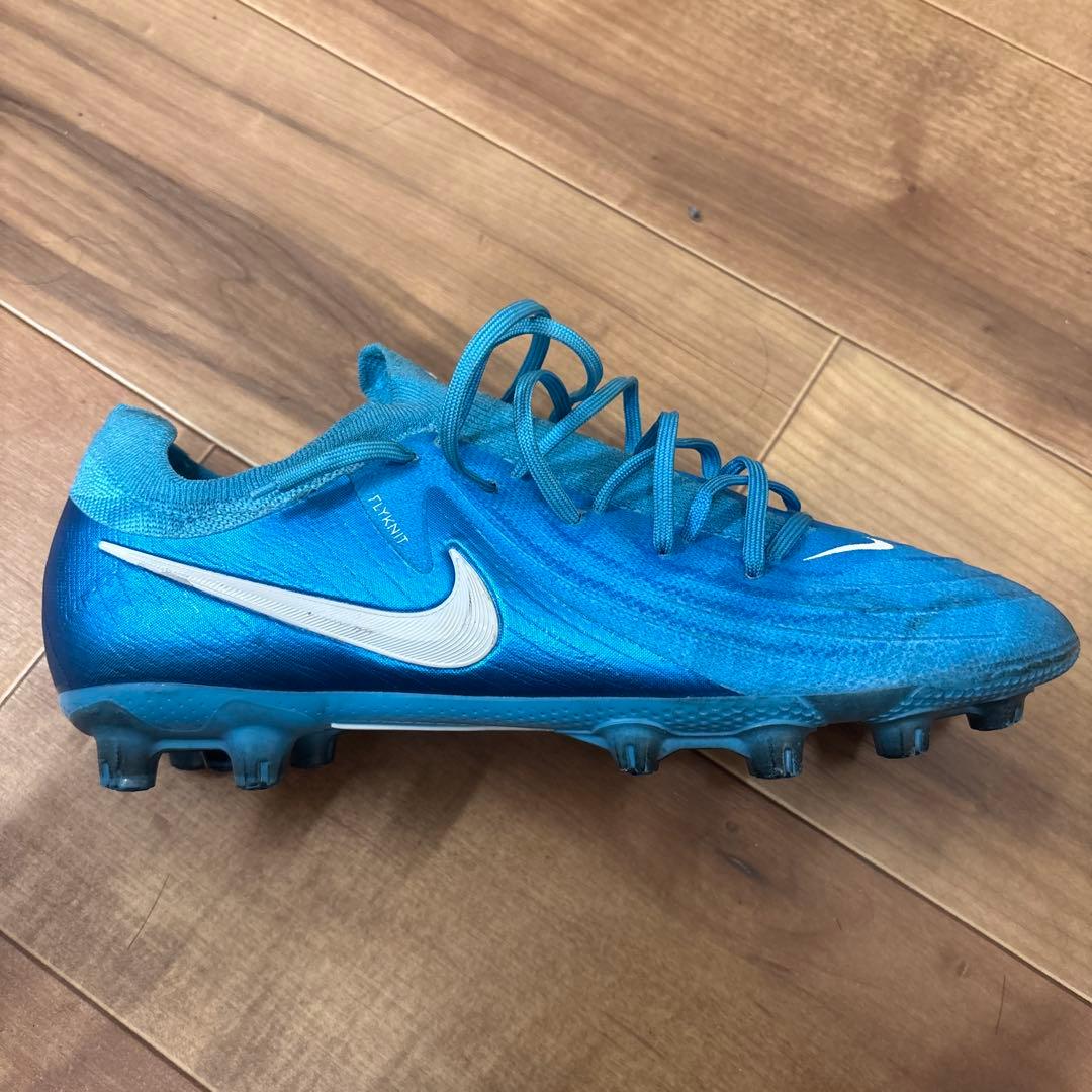 Nike サッカーシューズ・ファントムGX2