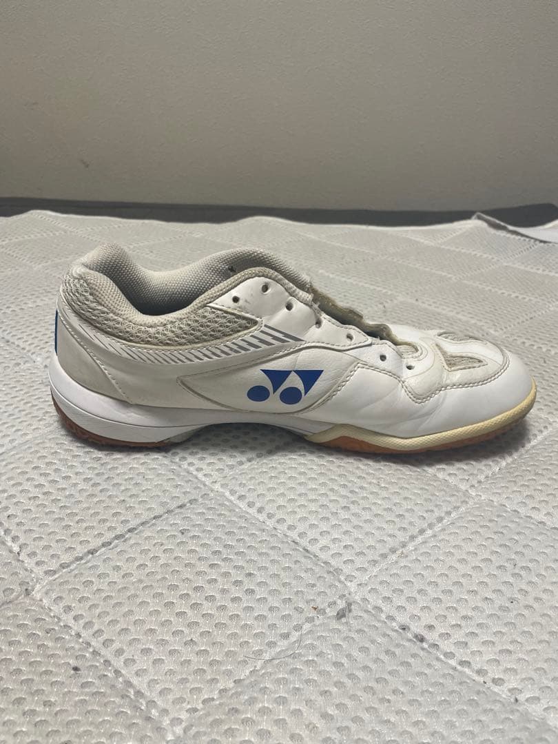 YONEX バドミントン シューズ 75周年モデル 26.5 紐なし