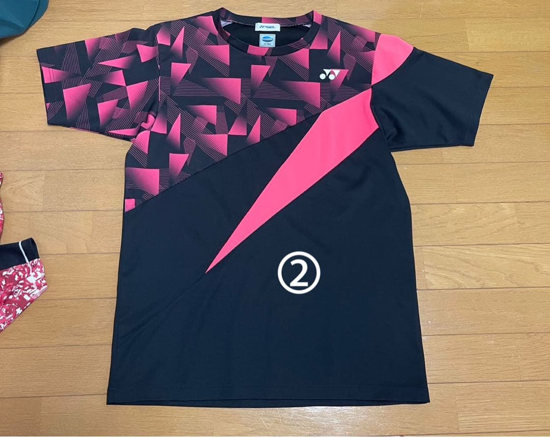 ヨネックス　Tシャツ