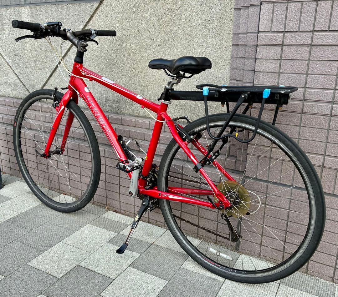 TREK トレック　7.3FX クロスバイク　自転車　東京
