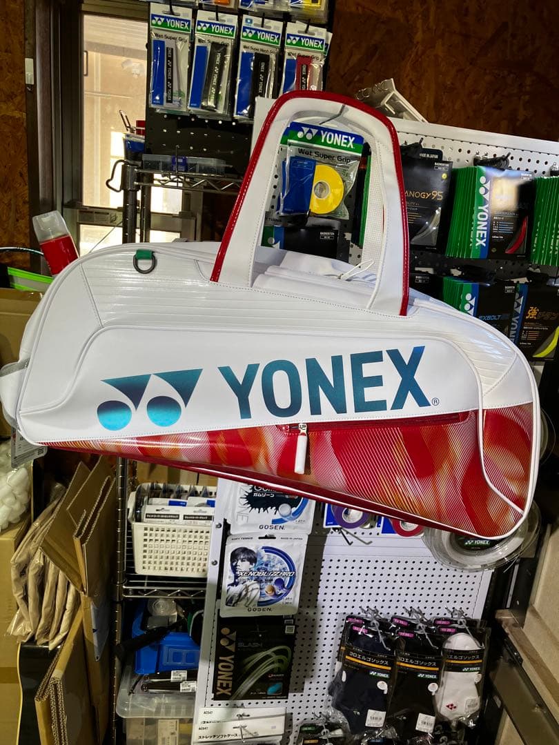 YONEX ダッフルバッグ ホワイト/レッド