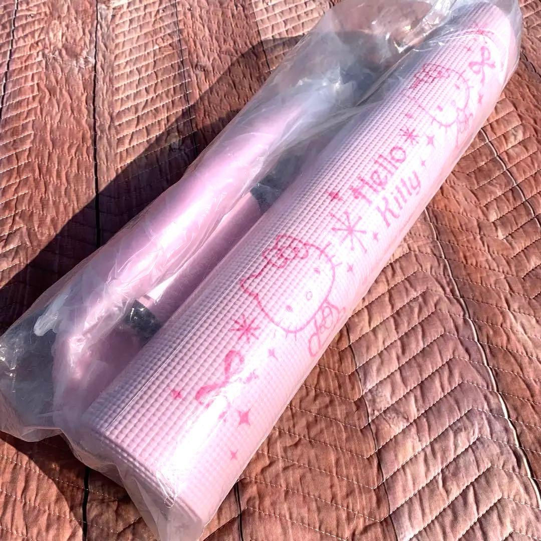 ハロー　キティ　ヨガマット　バランスボール　空気入れ