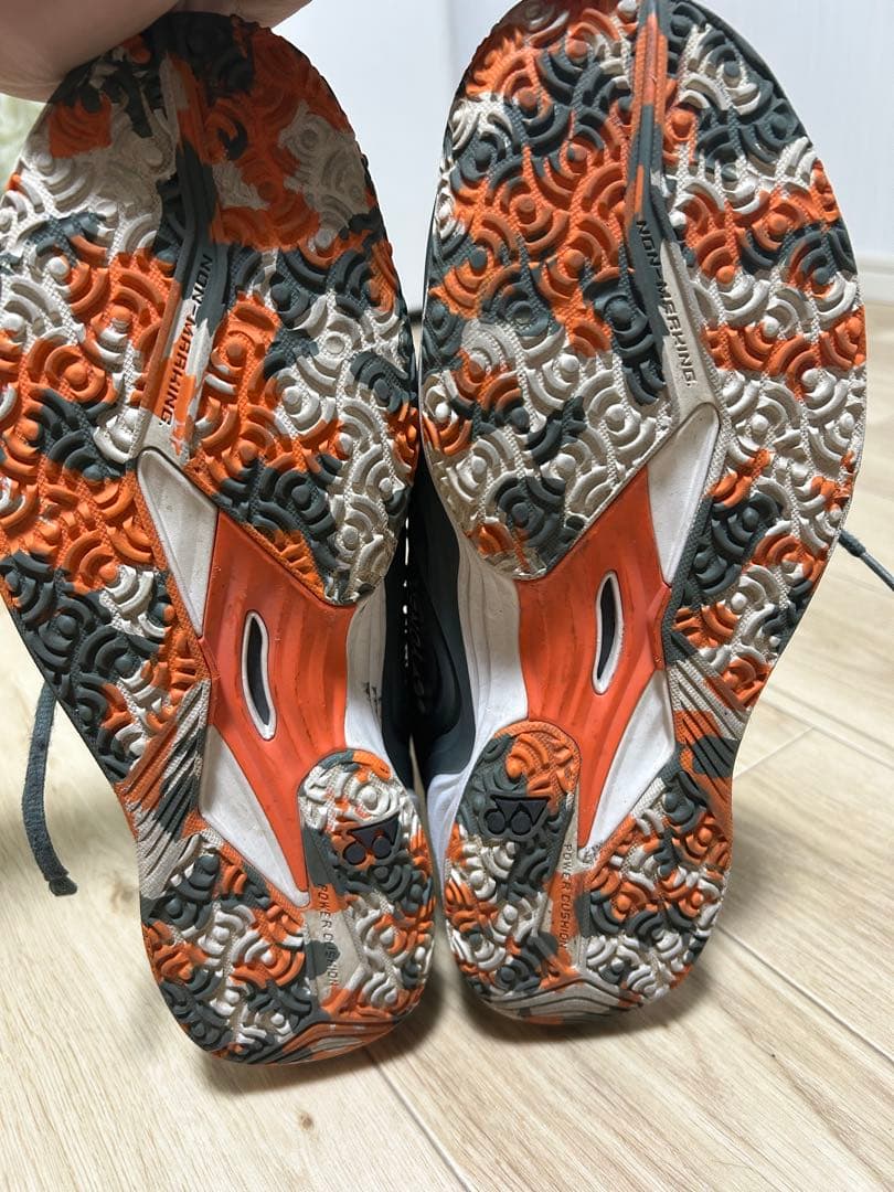 テニスリュックとテニスシューズ2足セット