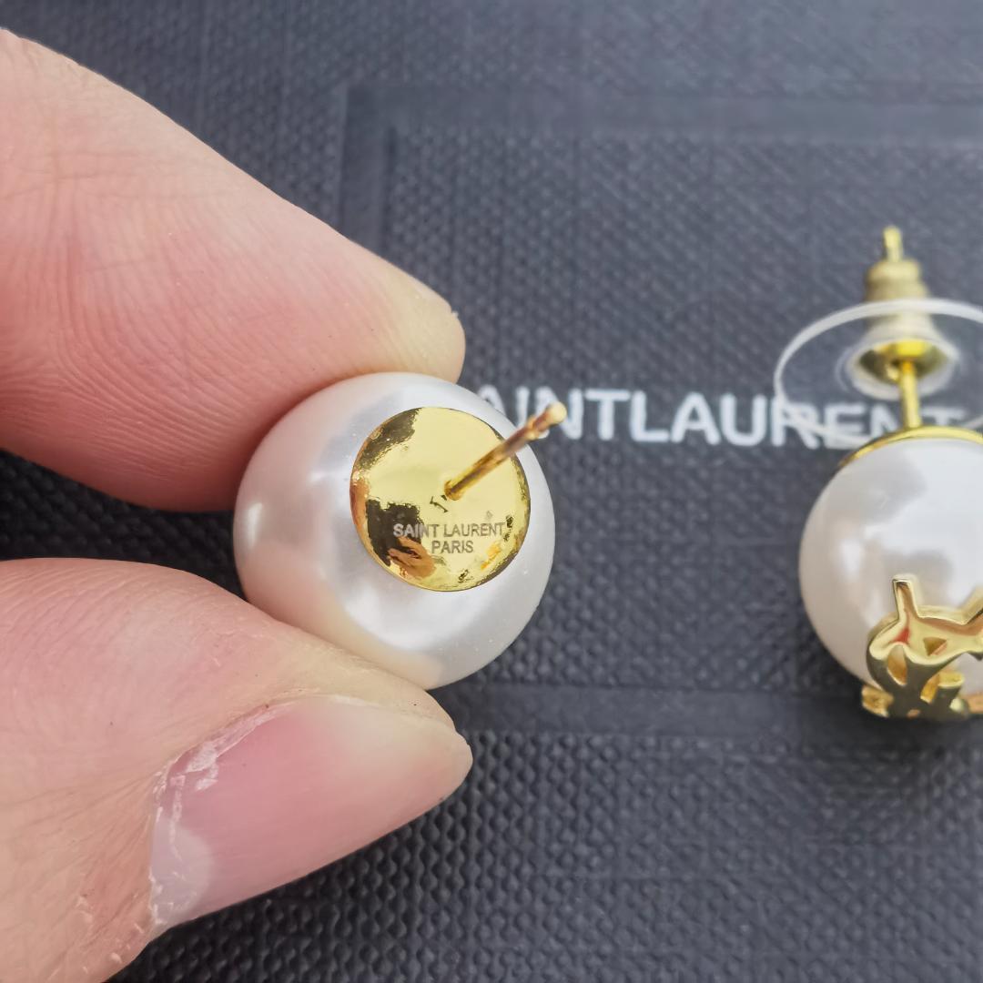 早い者勝ち！YSL ロゴ パール ピアス 可愛い