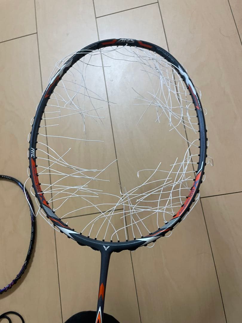 オーラスピード100X 4UG5 ビクター　バドミントンラケット