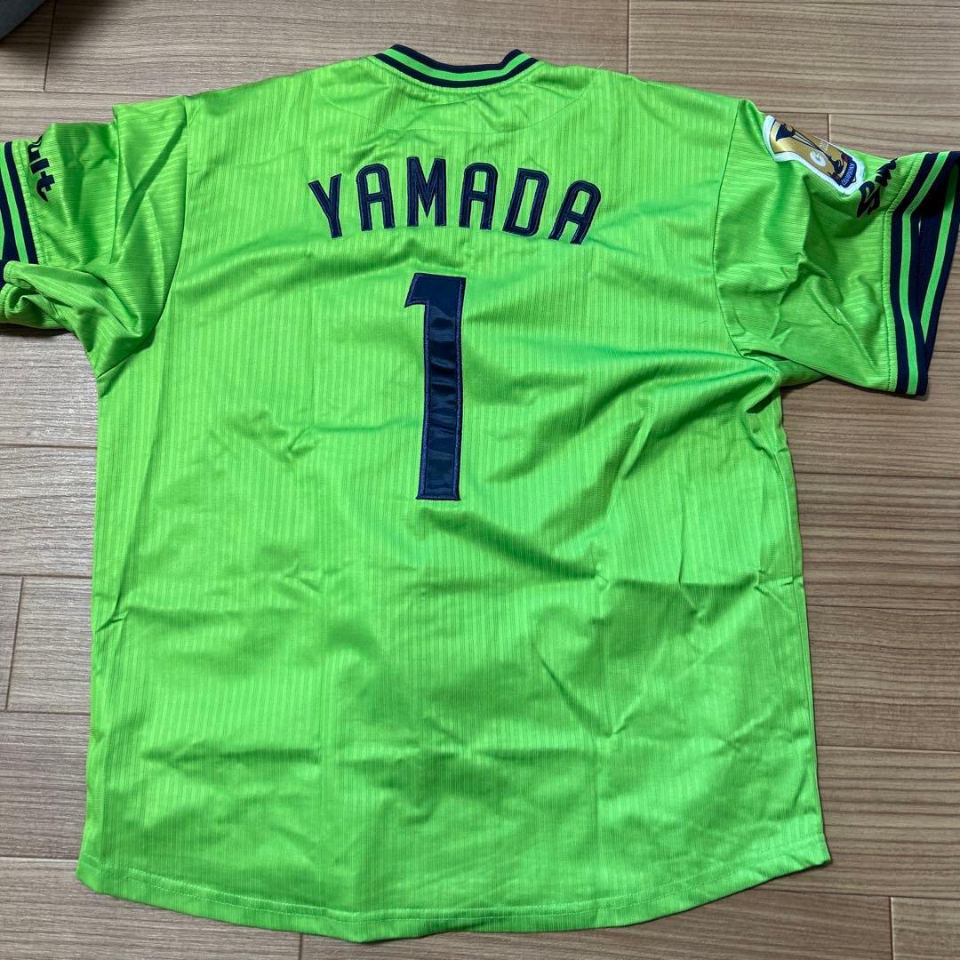 TOKYO ユニフォーム　ヤクルトスワローズ　優勝エンブレム付き　山田哲人