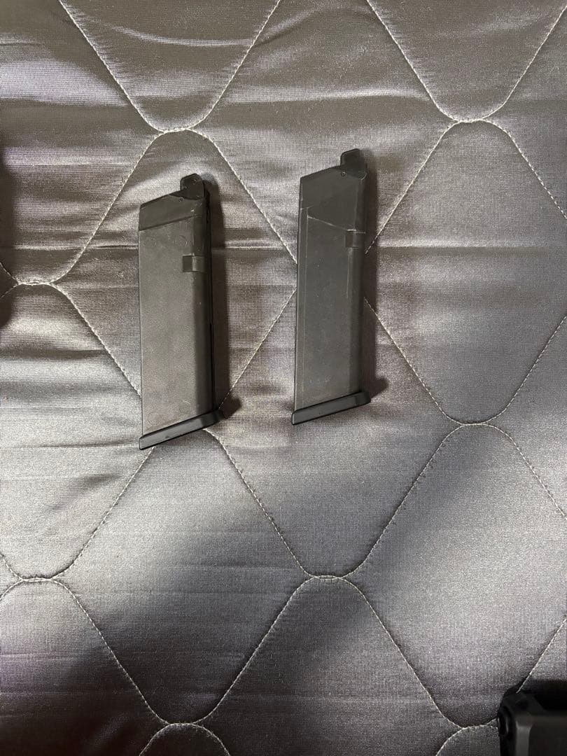 GLOCK 34 ガスガン 本体と付属品