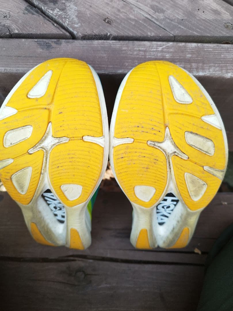 25.5 HOKA ロケットX2