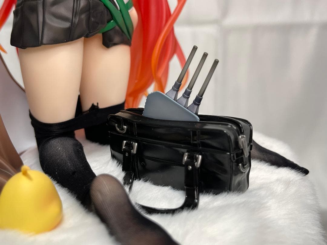 【ほぼ新品】アズールレーン ホノルル プレゼント・ファイアレッド フィギュア