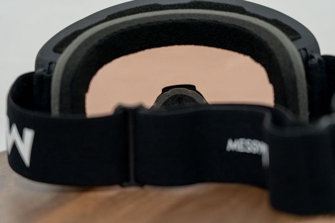 MESSYWEEKENDゴーグル　メシーウィークエンドスノーボードスキー雪山登山