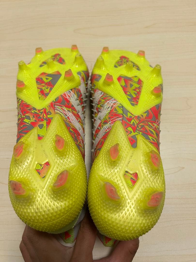 adidas プレデターフリーク.1 FG