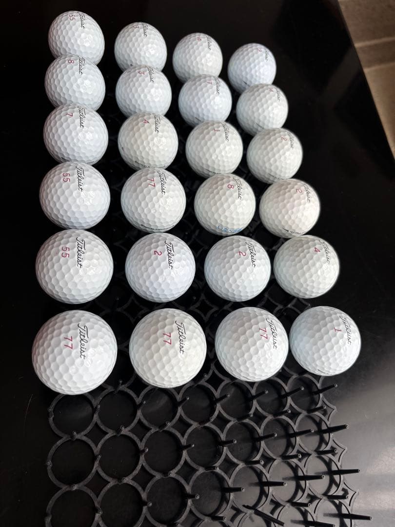 美品　送料込み　タイトリスト　PRO V1x　ロストボール 24球セット