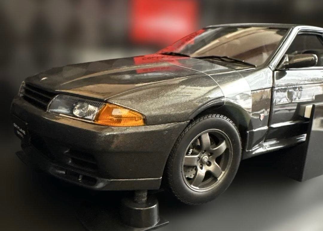 京商 ニッサン スカイラインGT-R 1/18 R32 NISSAN