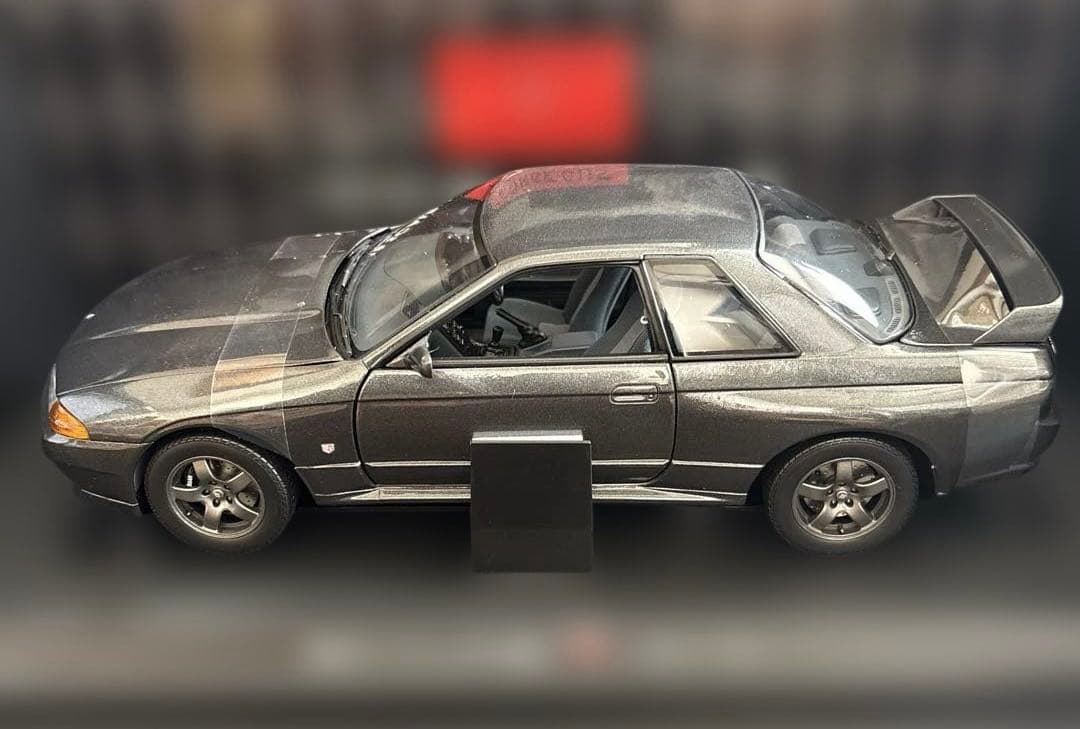 京商 ニッサン スカイラインGT-R 1/18 R32 NISSAN