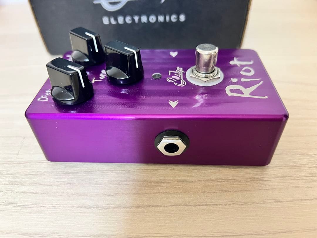 Suhr Riot 正規輸入品