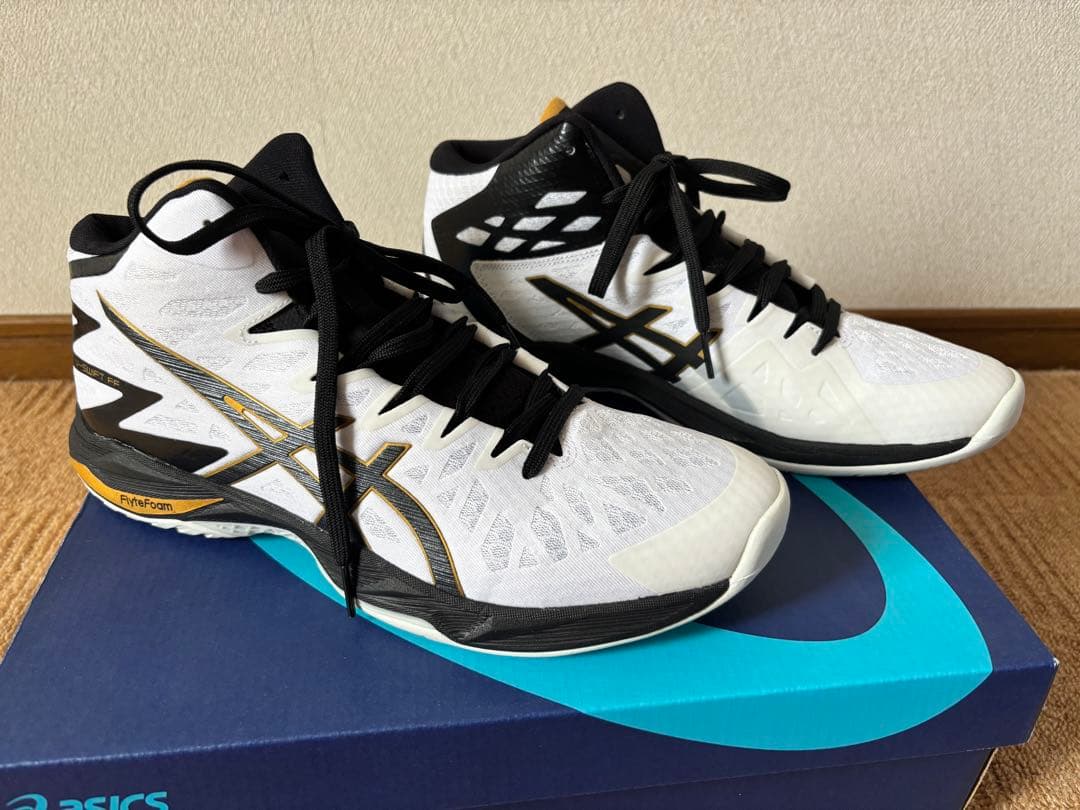 asics バレーボールシューズ 27.0㎝