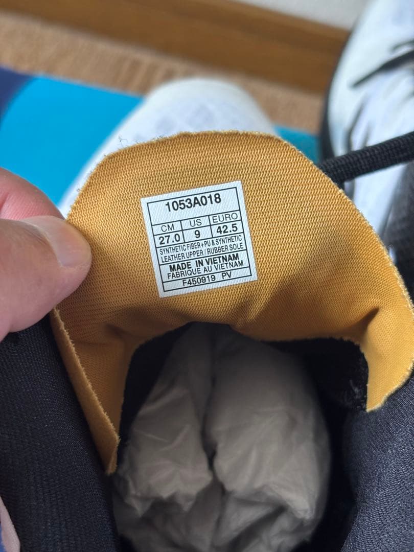 asics バレーボールシューズ 27.0㎝