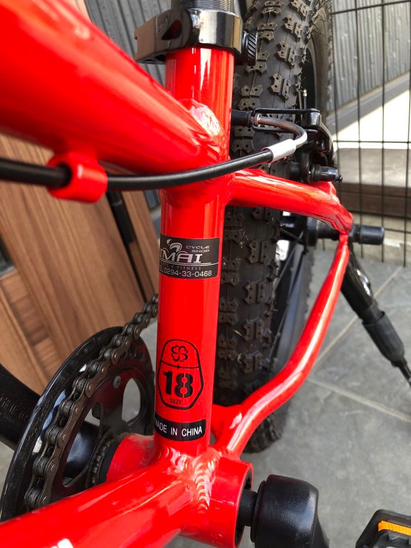ヨツバサイクル　18インチ　ヒーローレッド　完全室内保管