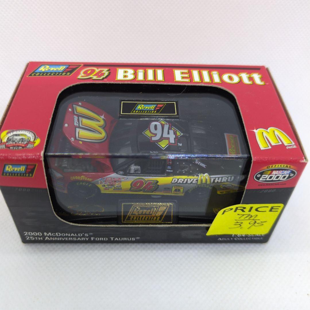 Revell 2000 McDonald's フォード　トーラス NASCAR