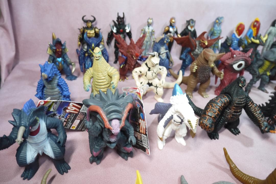 ウルトラ怪獣シリーズ500　怪獣ソフビ　59体