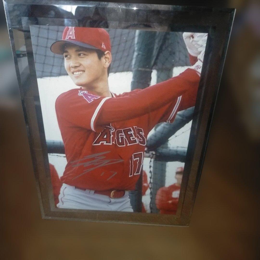 大谷翔平　サイン入りフォト