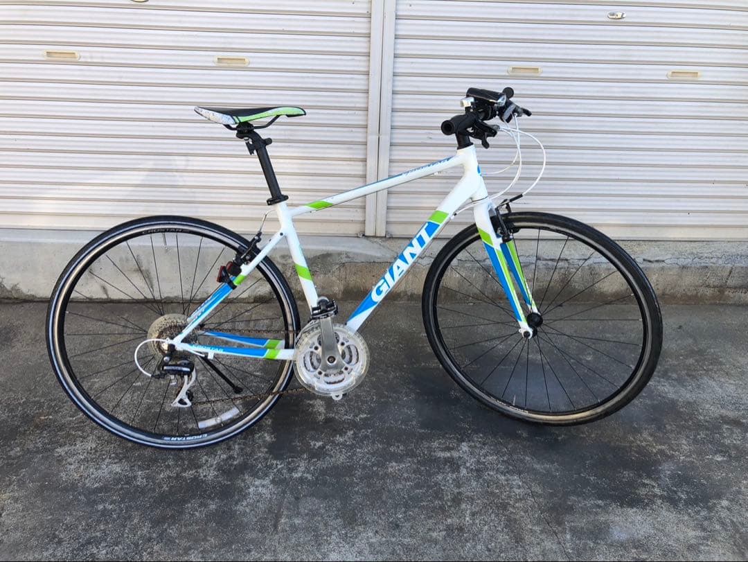 GIANT CBOSTAR 700✖️28 CSタイプ ホワイトアルミボディ