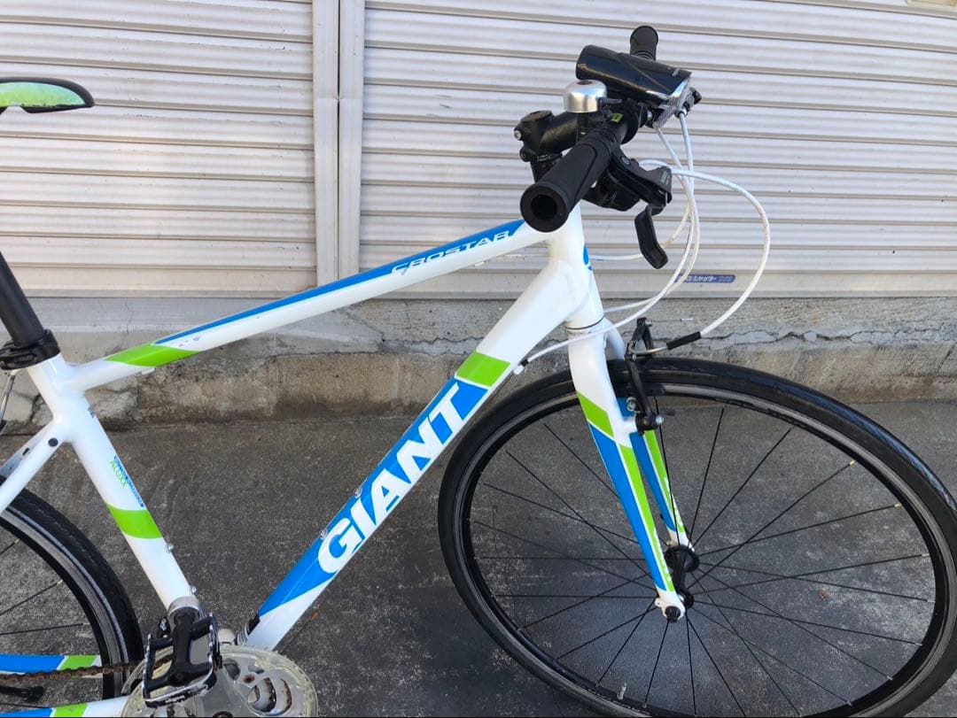 GIANT CBOSTAR 700✖️28 CSタイプ ホワイトアルミボディ