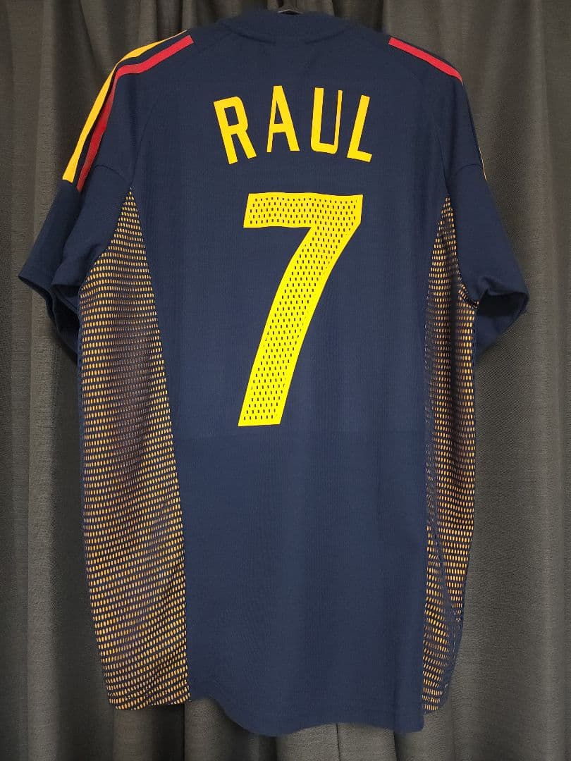 ラウール　スペイン　サッカーユニフォーム　レアルマドリード